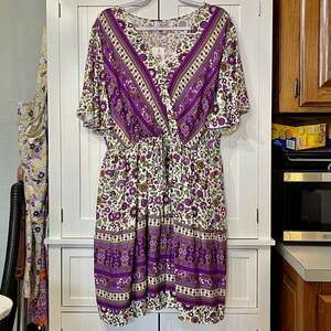 HBEYYTO Purple Boho Floral Print V-Neck Rayon Mini Dress Size 2XL